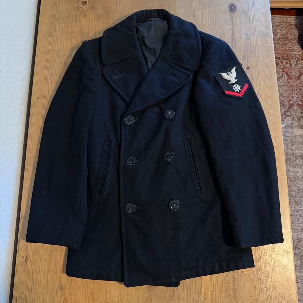 Vintage US Navy Wool Pea Coat Mens 36S Major Coat Co Military Issue Patch Navy